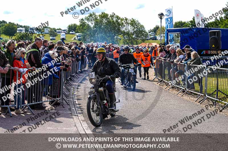 Vintage motorcycle club;eventdigitalimages;no limits trackdays;peter wileman photography;vintage motocycles;vmcc banbury run photographs